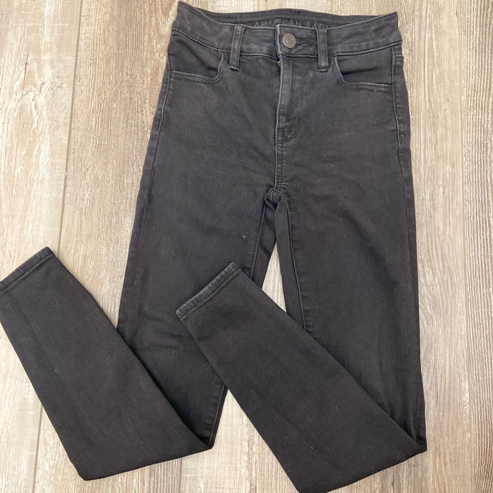 American Eagle black jagging‘s